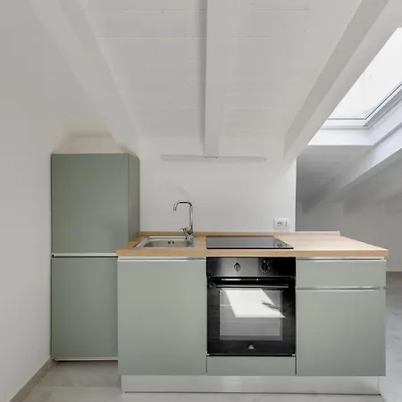 Daire Attic Studio, With Air Conditioning *