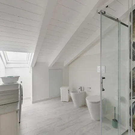 Attic Studio, With Air Conditioning *